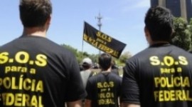 Policiais federais aprovam greve e protestam em todo o Brasil nesta sexta-feira