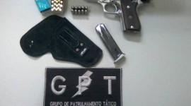 Empresário portando ilegalmente arma de fogo é levado à delegacia pela Polícia Militar em Araguaína