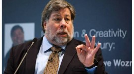 Apple deveria criar opção ao iPhone com Android, sugere Wozniak