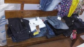 Ladrão furta shorts, calças e até vestidos de loja em Araguaína