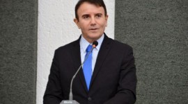 Em audiência pública, Eduardo Siqueira aponta concessão de benefícios e aumento de repasses como causas da atual situação do Estado