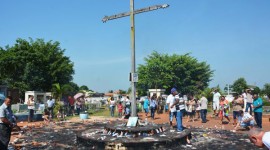 Milhares de araguainenses visitam cemitérios de Araguaína no Dia de Finados