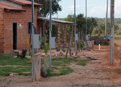 Celtins finaliza novas redes elétricas  em três bairros de Araguaína
