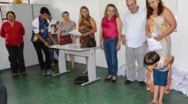 Prefeitura de Araguaína entrega quimonos para alunos de karatê dos CRAS