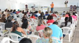 Mais 300 pessoas participam de encontro para criação de grupos antidrogas em Araguaína
