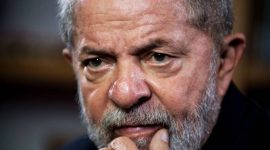 TRF-4 nega embargos de Lula
