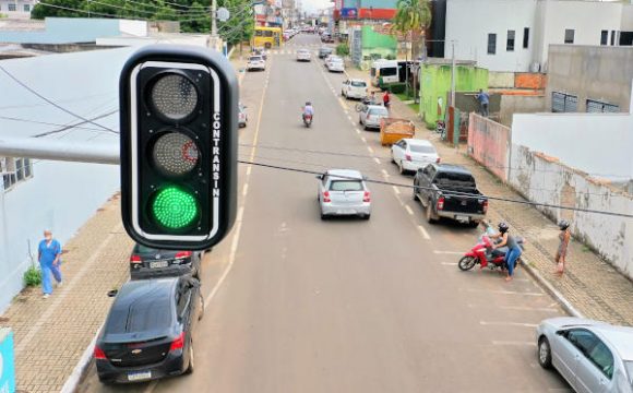 Semáforos de Araguaína são sincronizados para onda verde