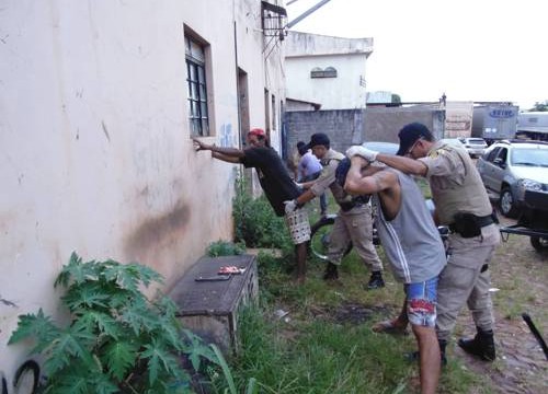 Policiais Militares do 2° Batalhão realizam a 28ª Operação Surpresa