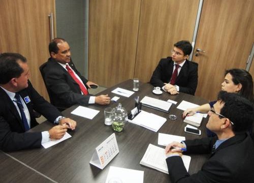 Senador Vicentinho Alves consegue construção e ampliação para três aeroportos do Tocantins