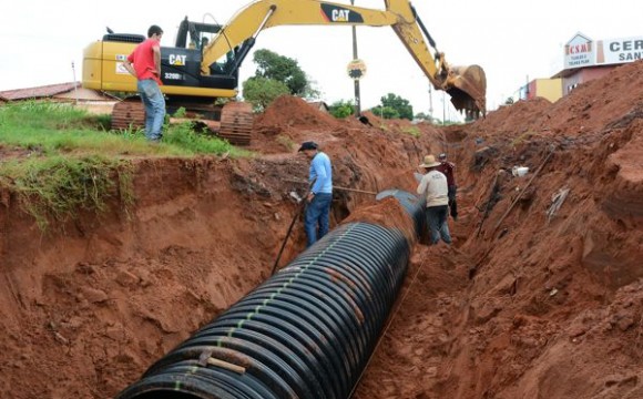 Araguaína Sul recebe drenagem com tubos de tecnologia moderna