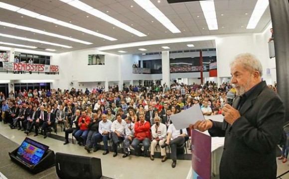 ‘Terceirização só tem um ganhador: o patrão’, diz Lula