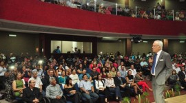 Palestra do jornalista Alexandre Garcia abre o XIX Encontro de Administradores do Tocantins