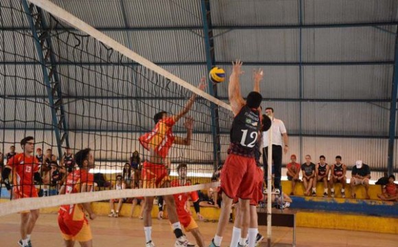 Copa de Voleibol e Maratona encerram programação dos 57 anos de Araguaína