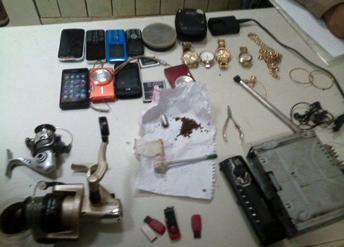 PM prende suspeitos de roubo e recupera objetos em Araguaína