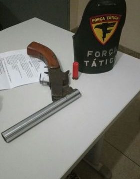 Dois são presos por porte ilegal de arma de fogo em Araguaína