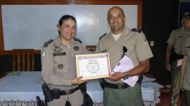 Policiais militares recebem certificado do PROERD Pais em Araguaína