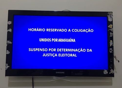 Justiça suspende propaganda de bloco e inserção de Valderez