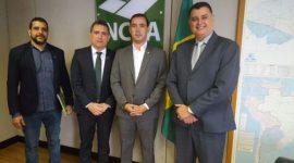 Deputado Vicentinho Júnior solicita junto ao INCRA R$ 7 mi para estradas vicinais nos municípios de Araguaína, Santa Rosa  e Pedro Afonso