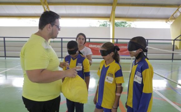 Alunos participam de torneio experimental para deficientes visuais em Araguaína