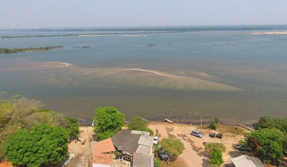 Prefeitura investe em serviços de saúde e meio ambiente na praia do Garimpinho