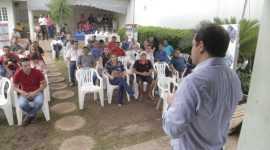 Pacientes do CAPS recebem certificado de curso profissionalizante