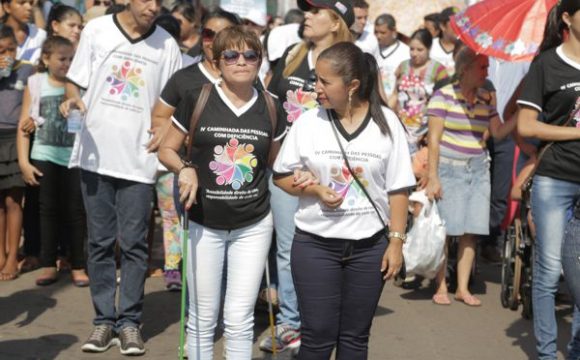 Centenas de pessoas se reúnem pela acessibilidade nesta sexta-feira