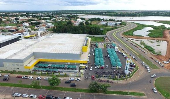 Primeiro empreendimento comercial da Via Lago é inaugurado