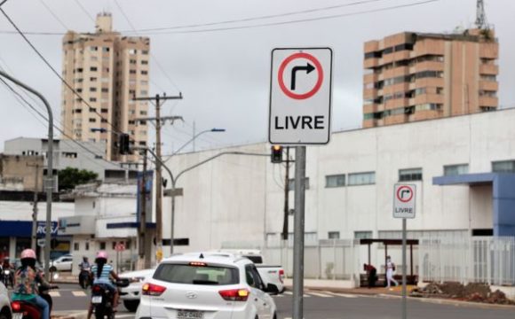 Nova sinalização: ASTT orienta motoristas sobre placas inéditas nas principais ruas de Araguaína