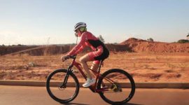 Lago Azul recebe treino de triatlo pela primeira vez